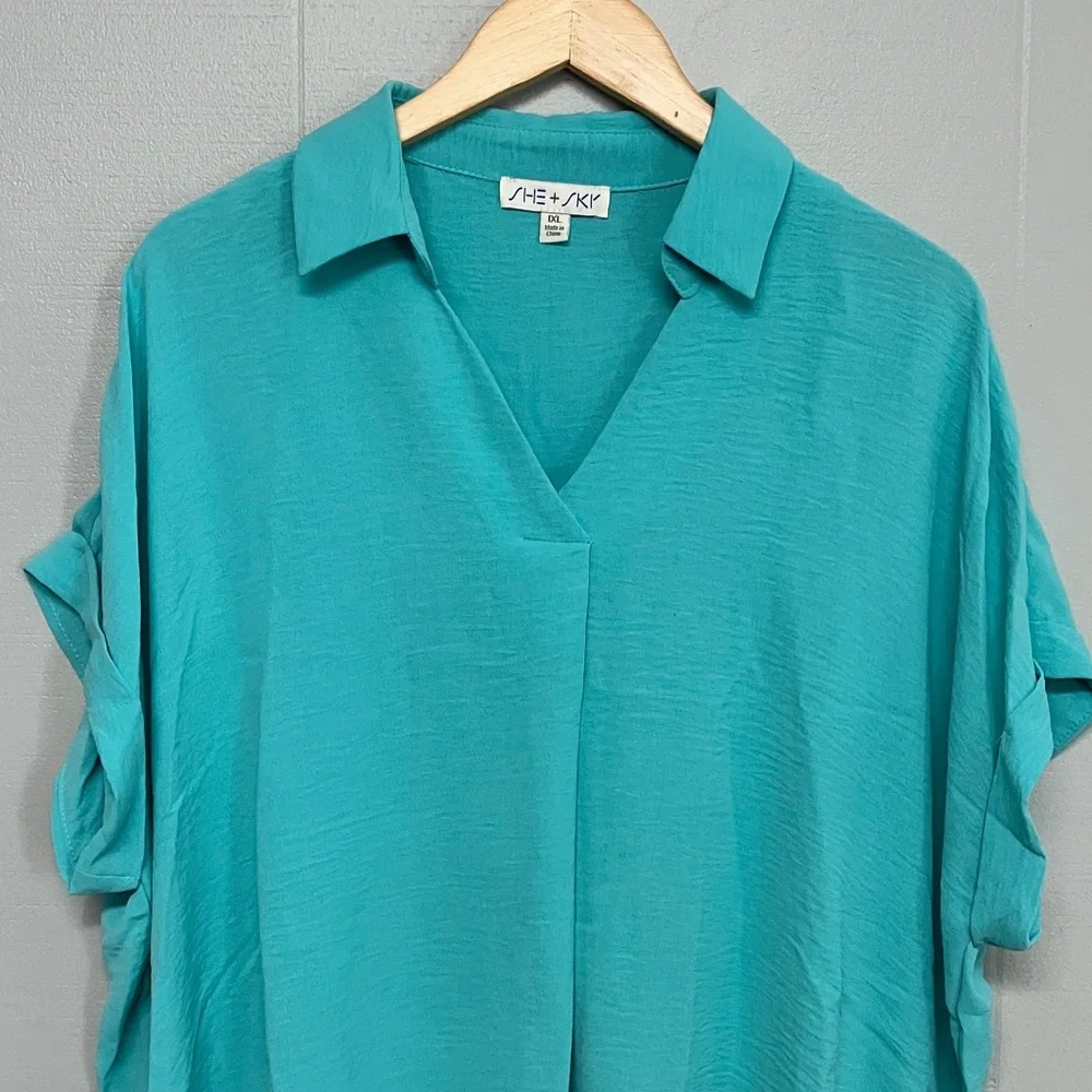 New She + Sky Blouse Top 1X - Picture 2 of 10